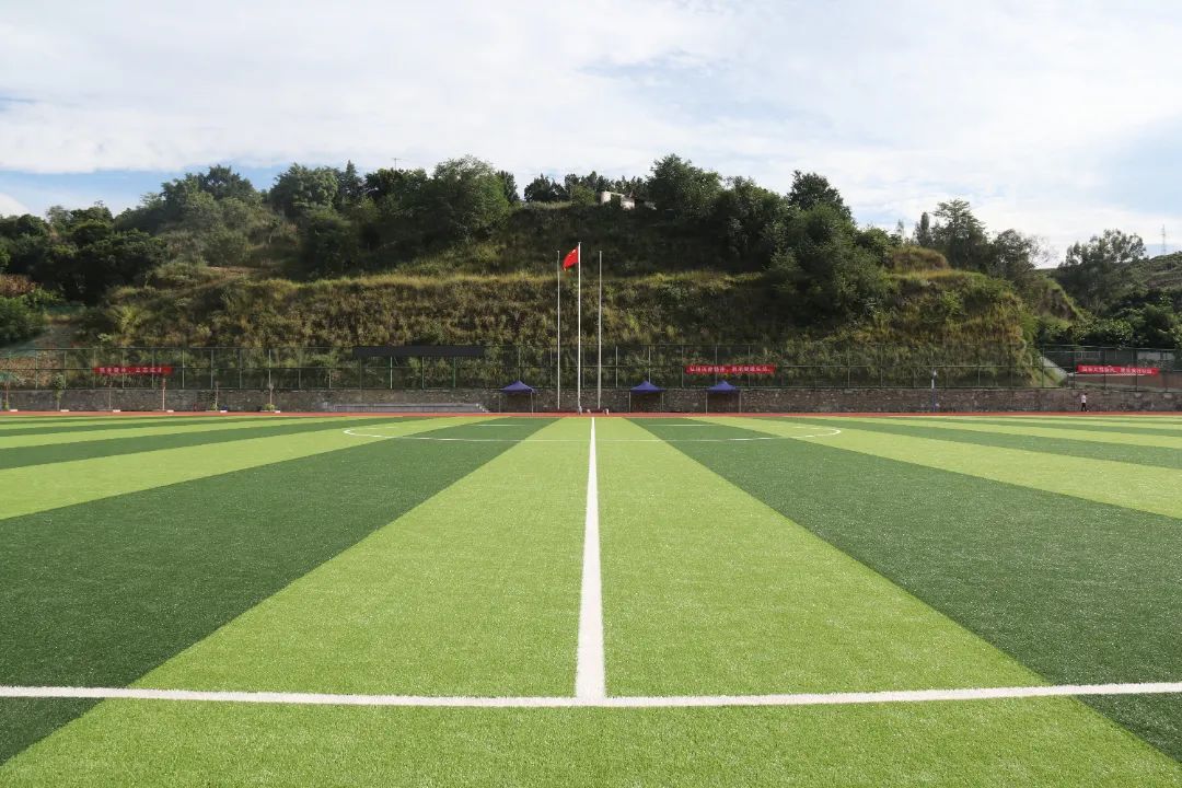 南宁师范大学长岗校区4、7、8栋学生公寓及瑞兴楼、智轩楼、行政逸夫体育馆等设施室内外维修维护工程监理服务项目采购公告(图1)