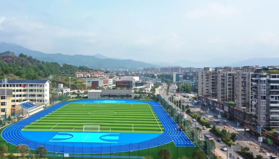 中国体育场馆建设行业市场发展现状及前景趋势与投资分析研究报告(2024-2030版)docx(图1)